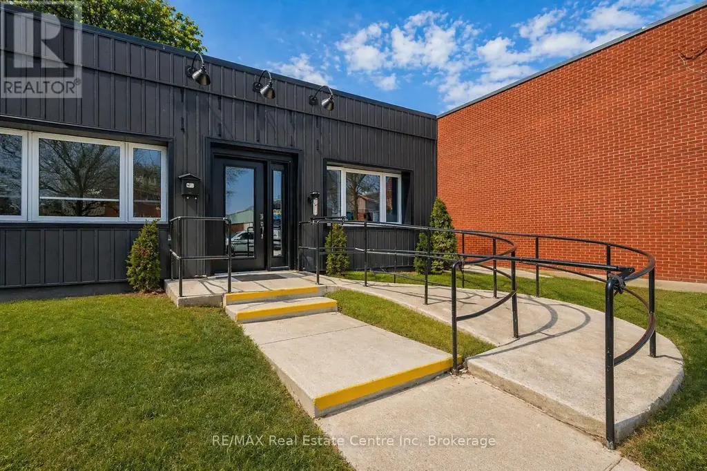 150 Main Street, Erin